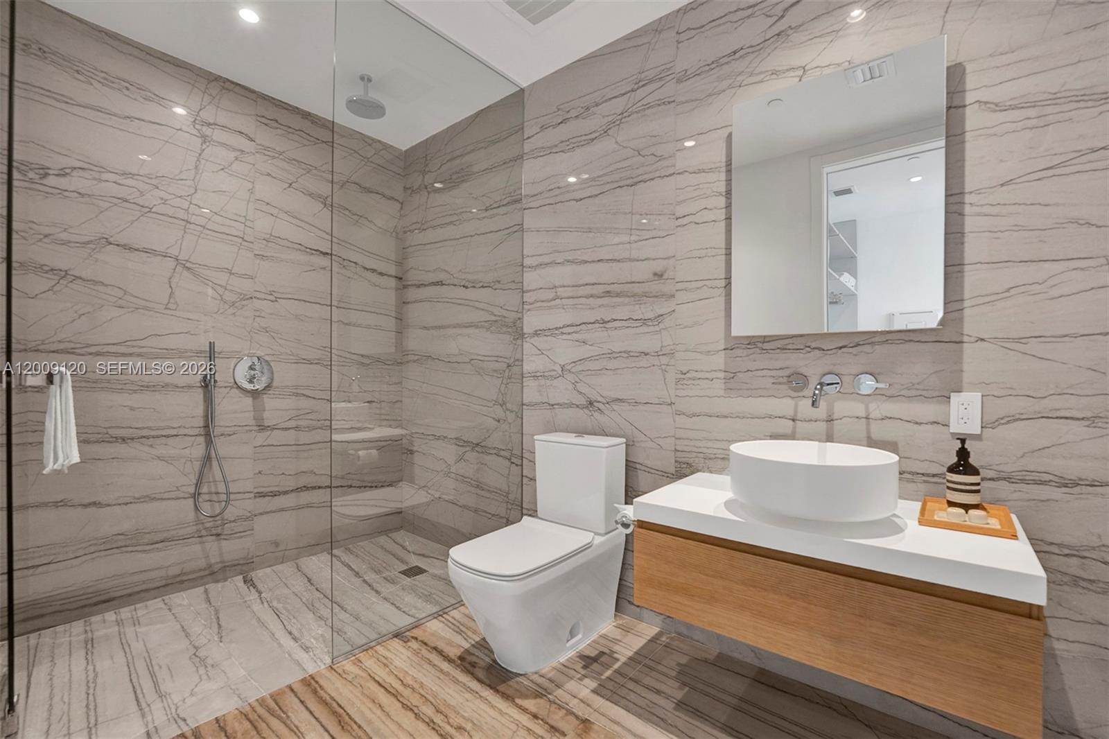 304 2 / 3 1457 sq. ft. $ 2026-04-28 0 Photo