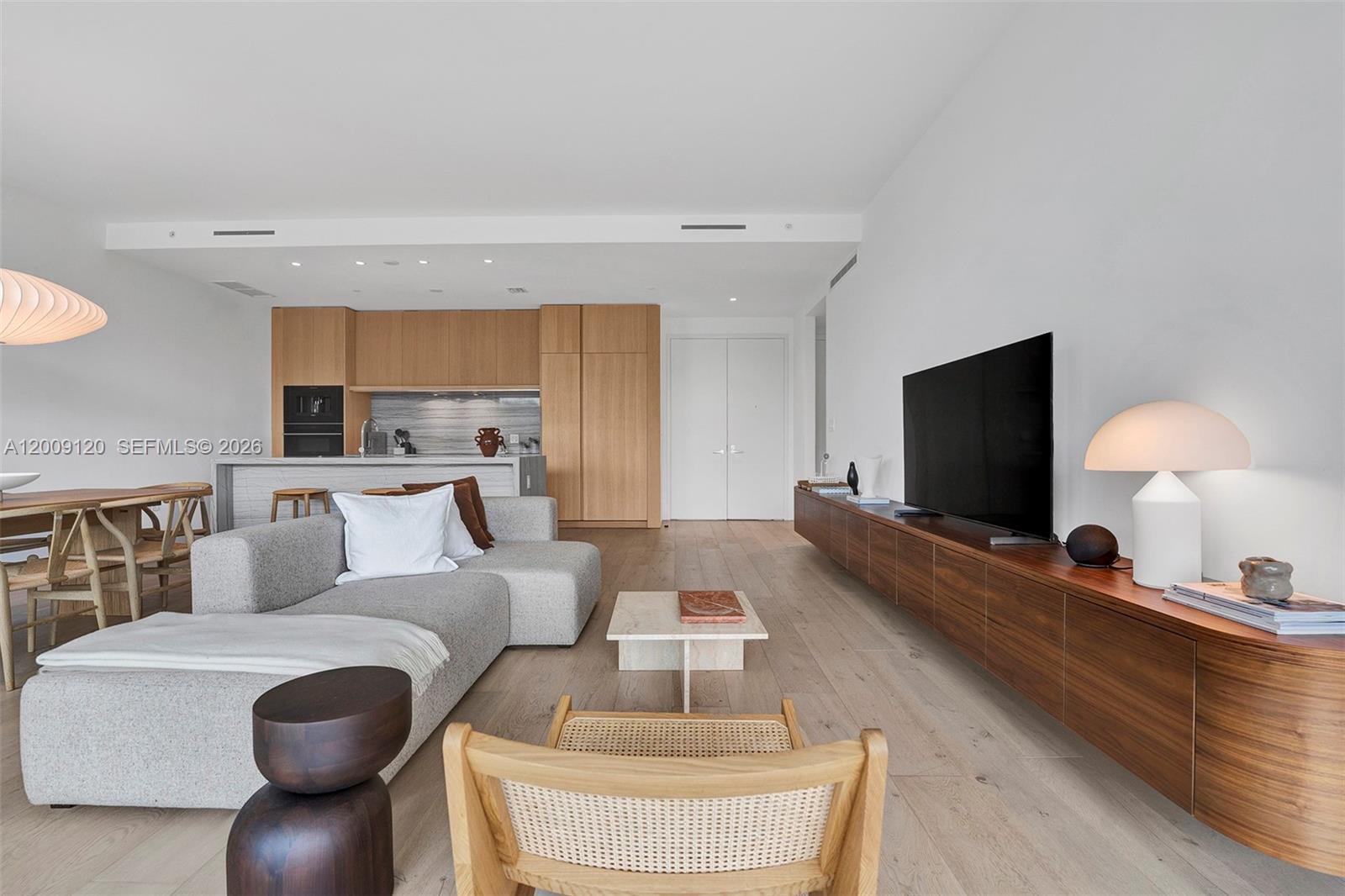 304 2 / 3 1457 sq. ft. $ 2026-04-28 0 Photo