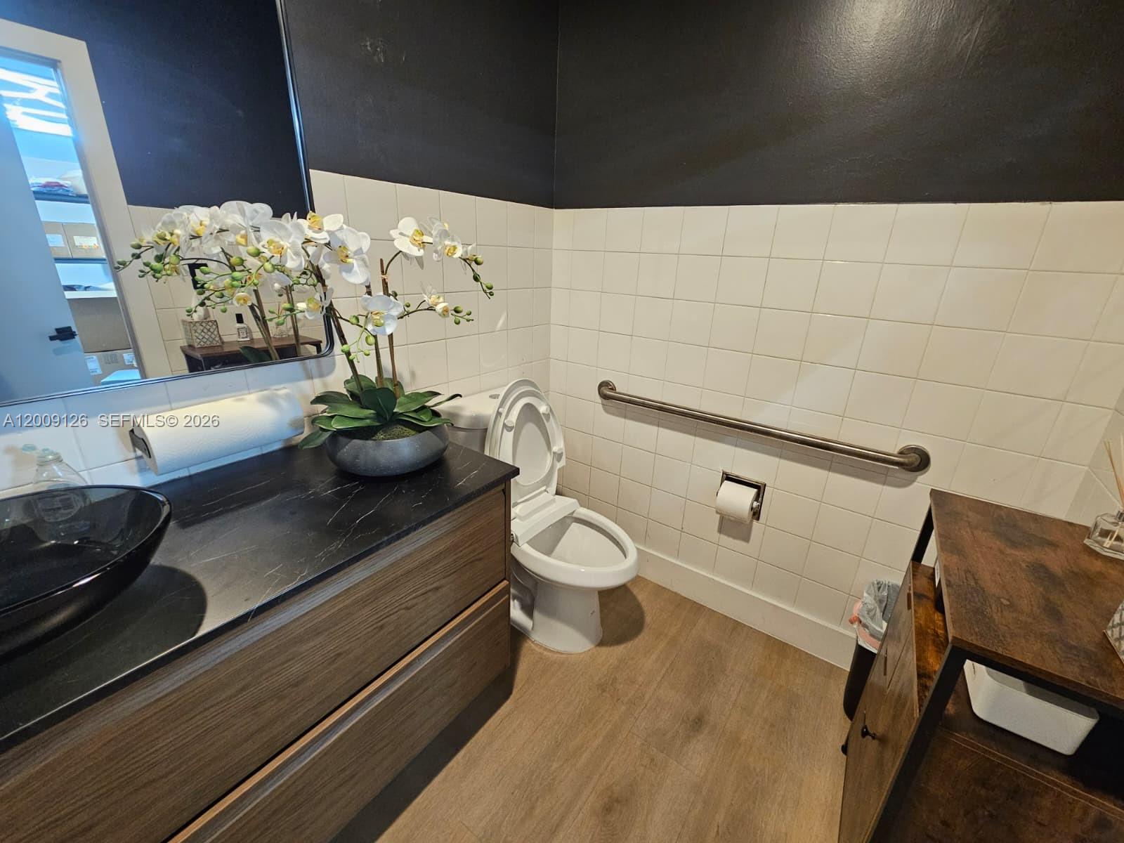 14  /   sq. ft. $ 2026-04-28 0 Photo