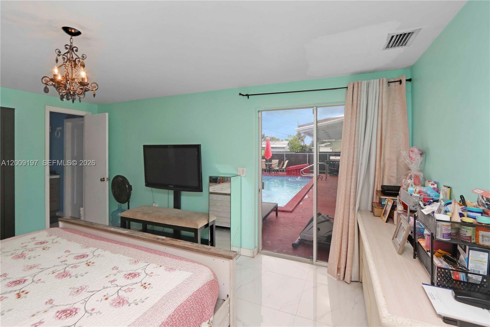 1762 3 / 2 1356 sq. ft. $ 2026-04-28 0 Photo