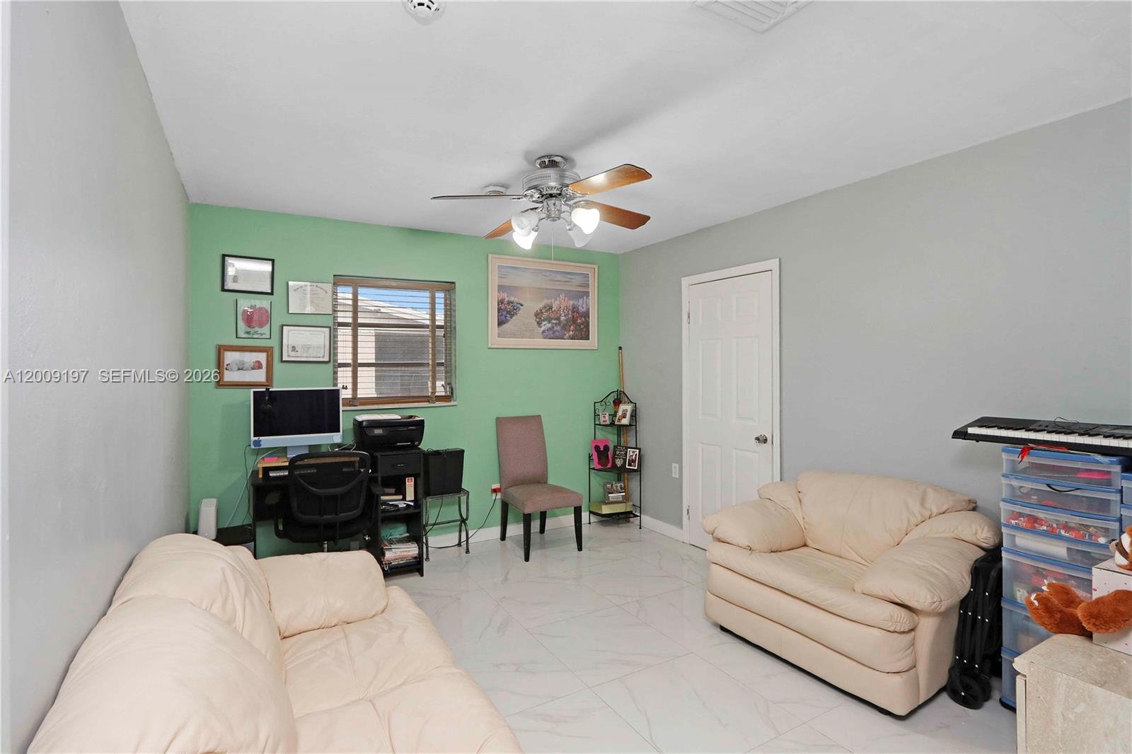 1762 3 / 2 1356 sq. ft. $ 2026-04-28 0 Photo