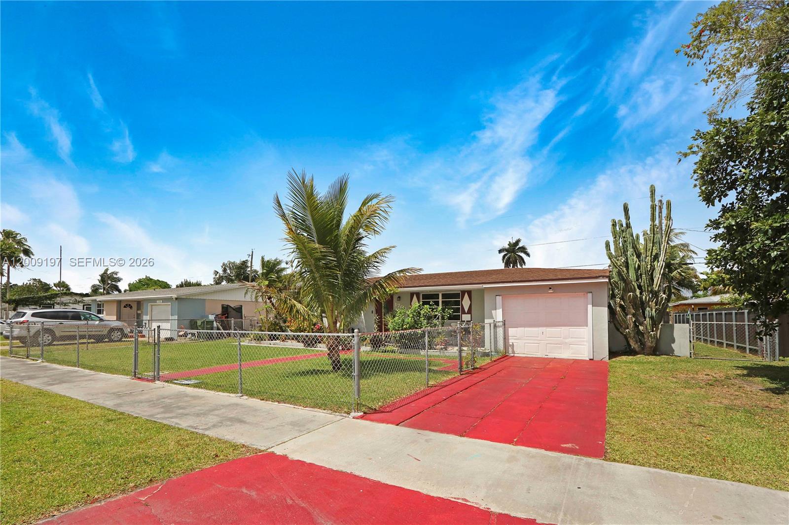 1762 3 / 2 1356 sq. ft. $ 2026-04-28 0 Photo