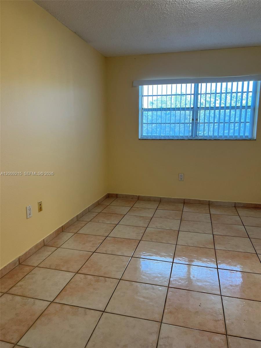 303-1 2 / 2 1315 sq. ft. $ 2026-04-28 0 Photo