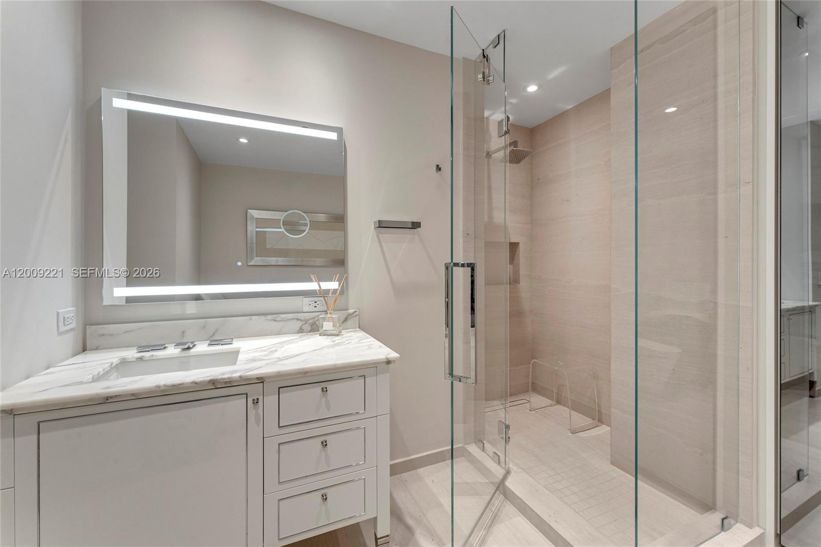 See details 801 3 / 6 4487 sq. ft. $ 2026-04-28 0 Photo