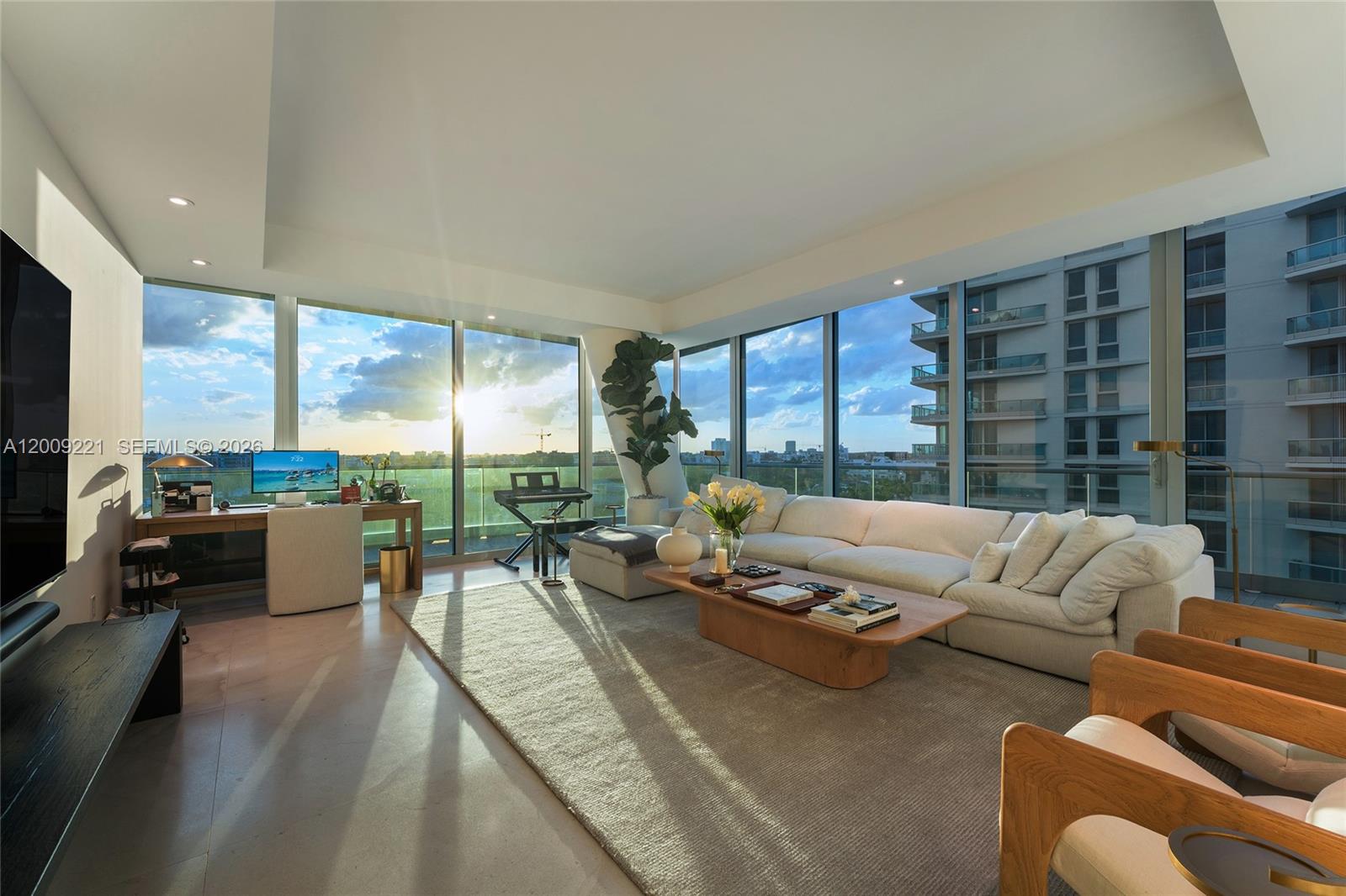 See details 801 3 / 6 4487 sq. ft. $ 2026-04-28 0 Photo