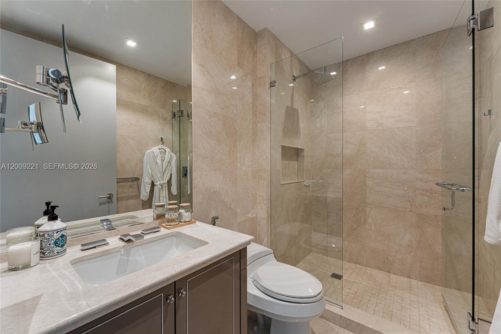 See details 801 3 / 6 4487 sq. ft. $ 2026-04-28 0 Photo