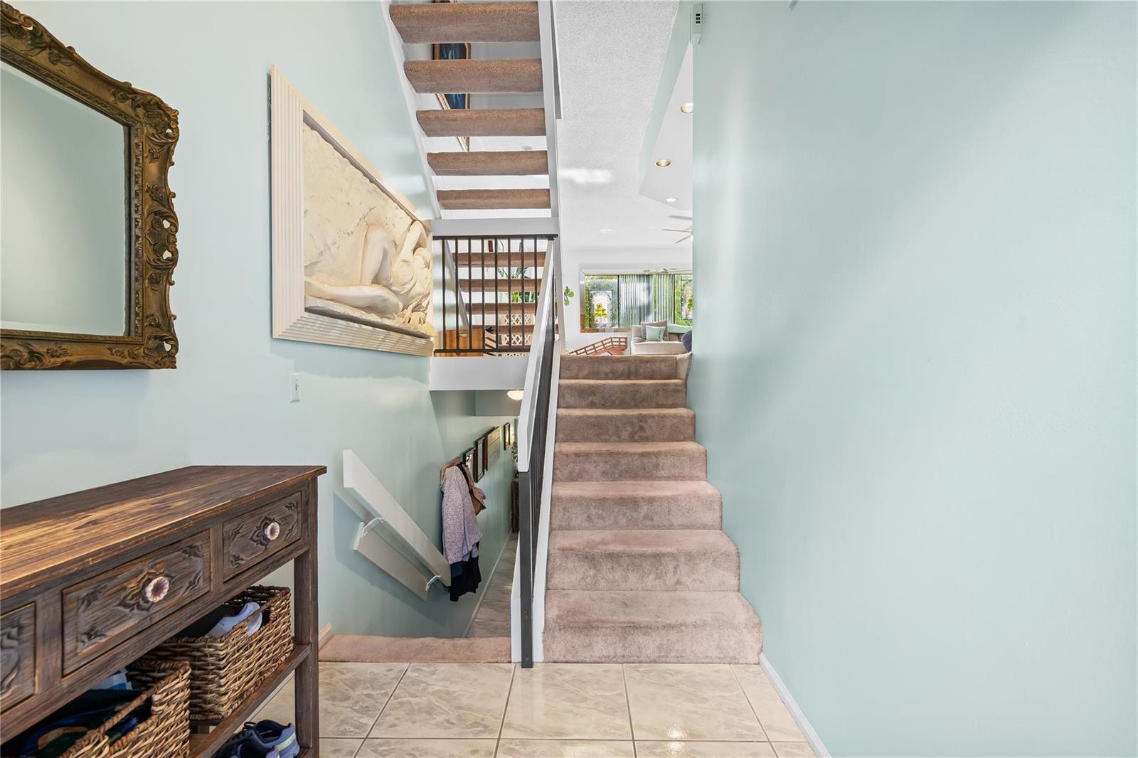 3225 3 / 3 1650 sq. ft. $ 2026-06-19 0 foto