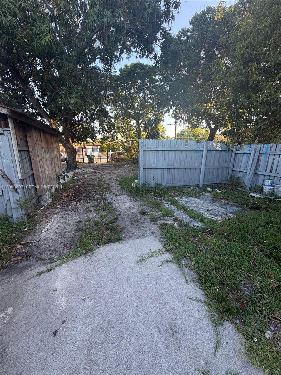 See details / 1617 sq. ft. $ 2026-05-13 0 Photo