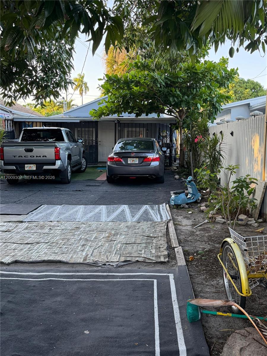 See details / 1617 sq. ft. $ 2026-05-13 0 Photo