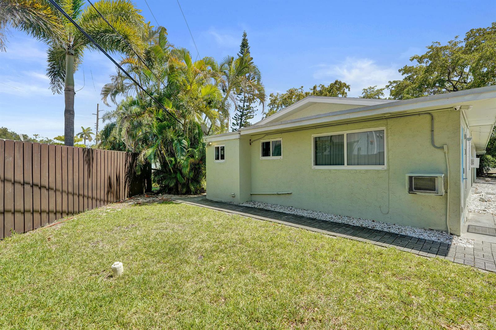 See details 1-8 / 0 sq. ft. $ 2026-05-27 0 Photo