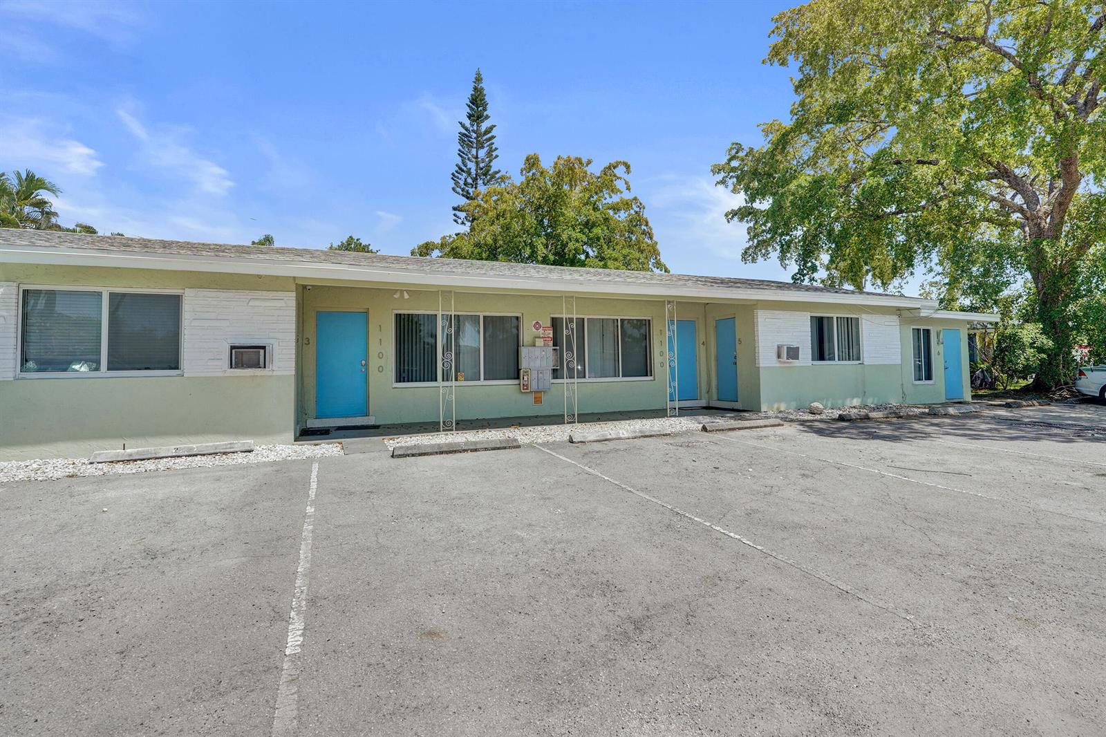 See details 1-8 / 0 sq. ft. $ 2026-05-27 0 Photo