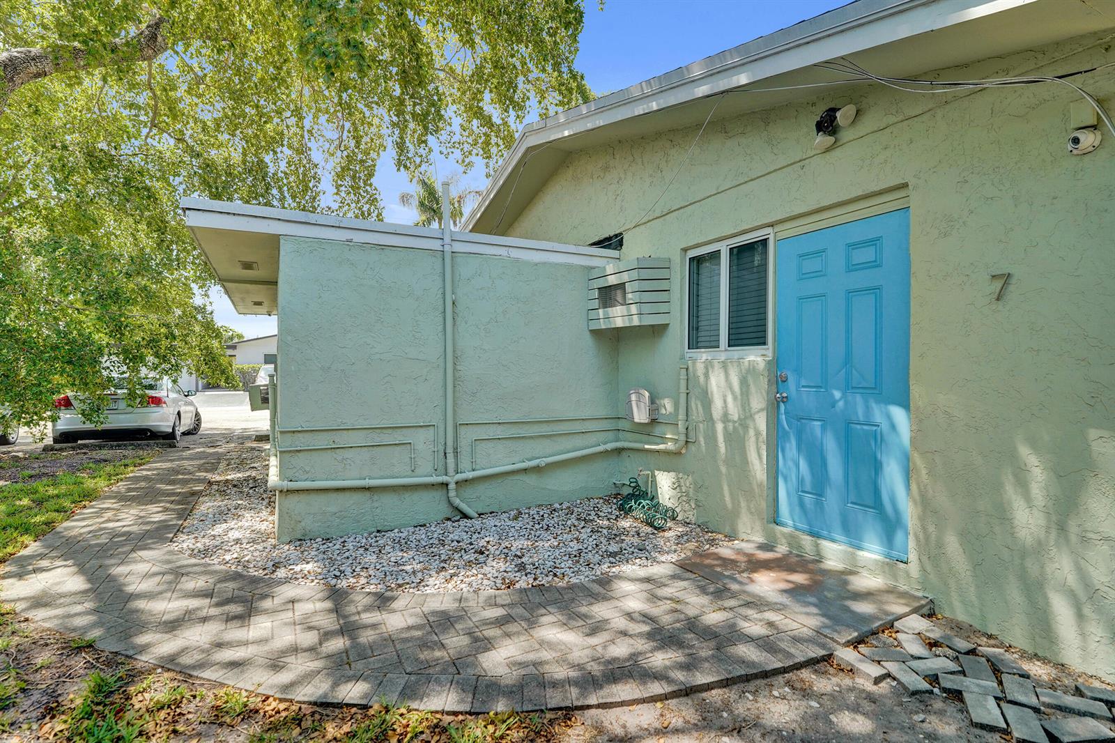 See details 1-8 / 0 sq. ft. $ 2026-05-27 0 Photo