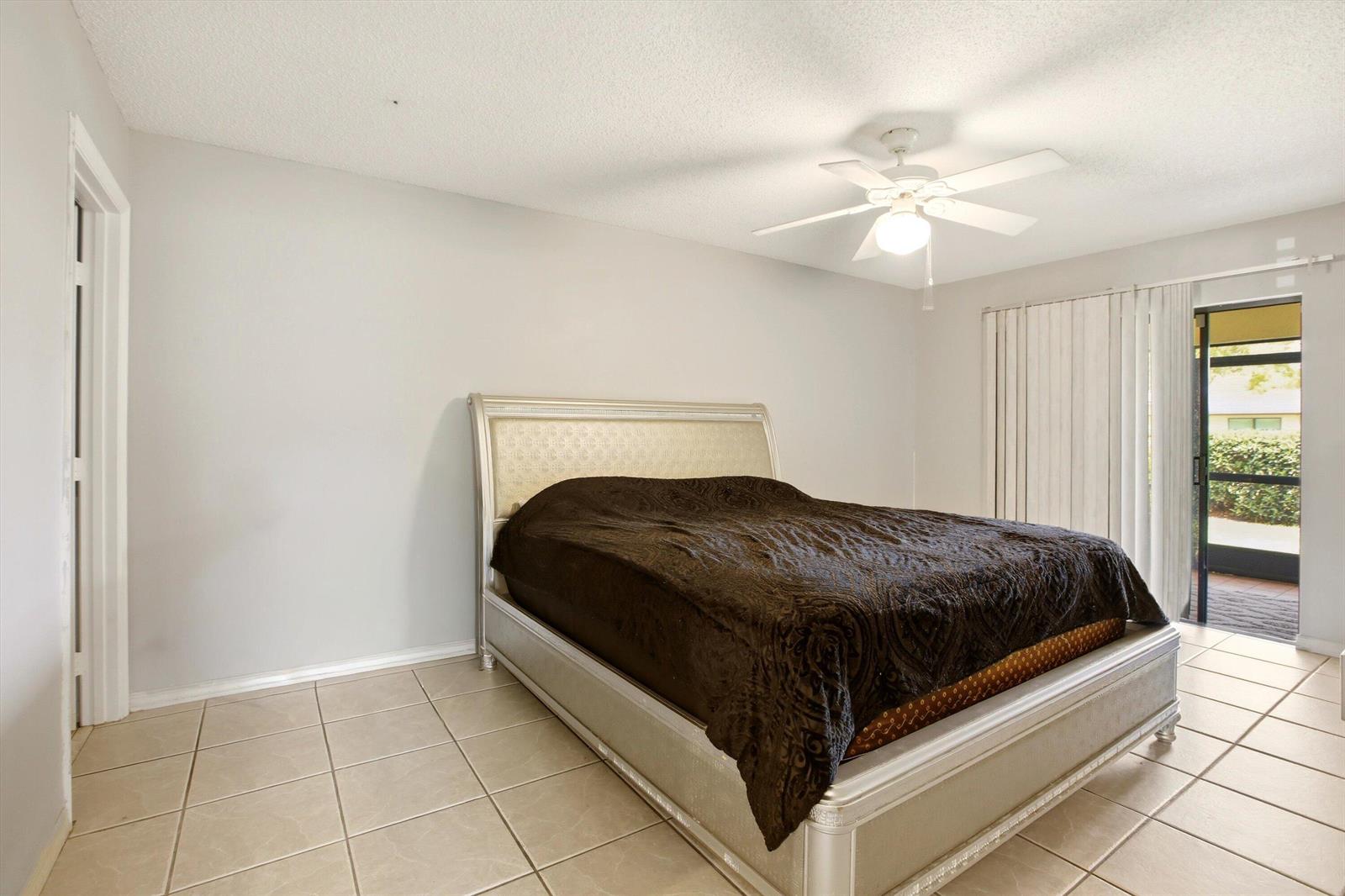B 3 / 2 1411 sq. ft. $ 2026-08-04 0 foto