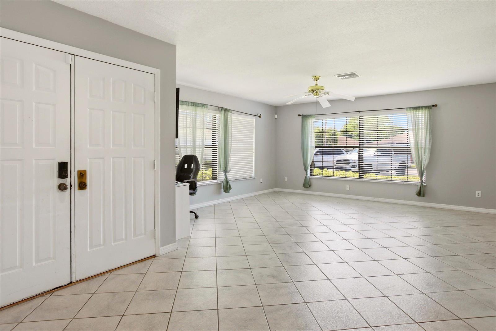 B 3 / 2 1411 sq. ft. $ 2026-08-04 0 foto
