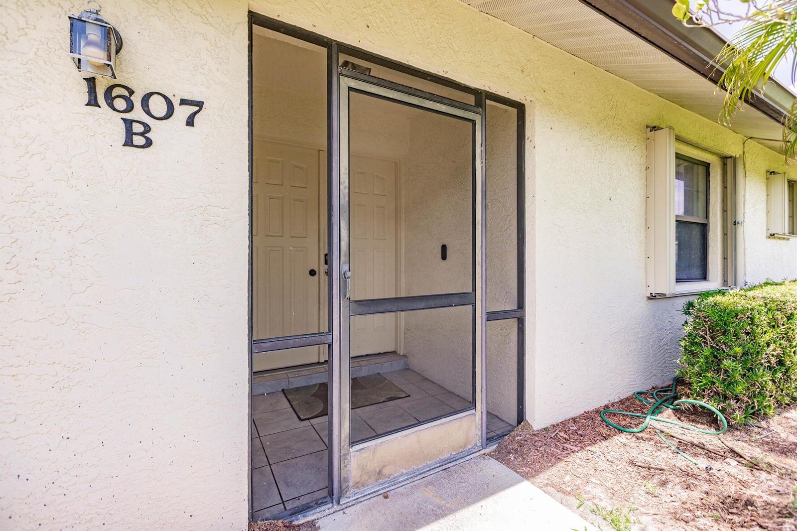 B 3 / 2 1411 sq. ft. $ 2026-08-04 0 foto