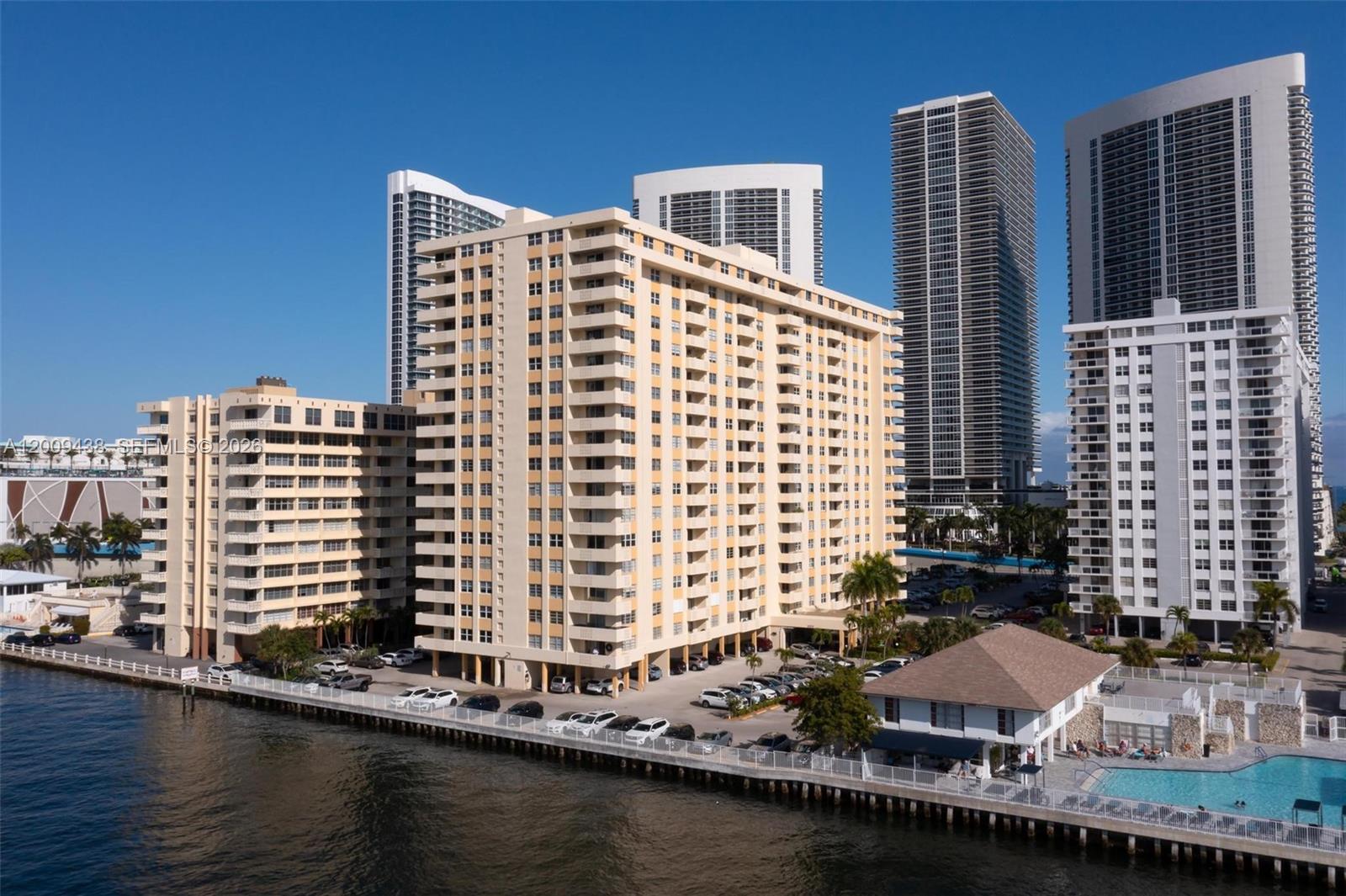 Photo of 1833 Ocean Dr  #808, Hallandale Beach, Florida, 33009 - 