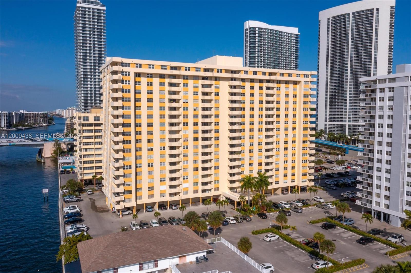 Photo of 1833 Ocean Dr  #808, Hallandale Beach, Florida, 33009 - 