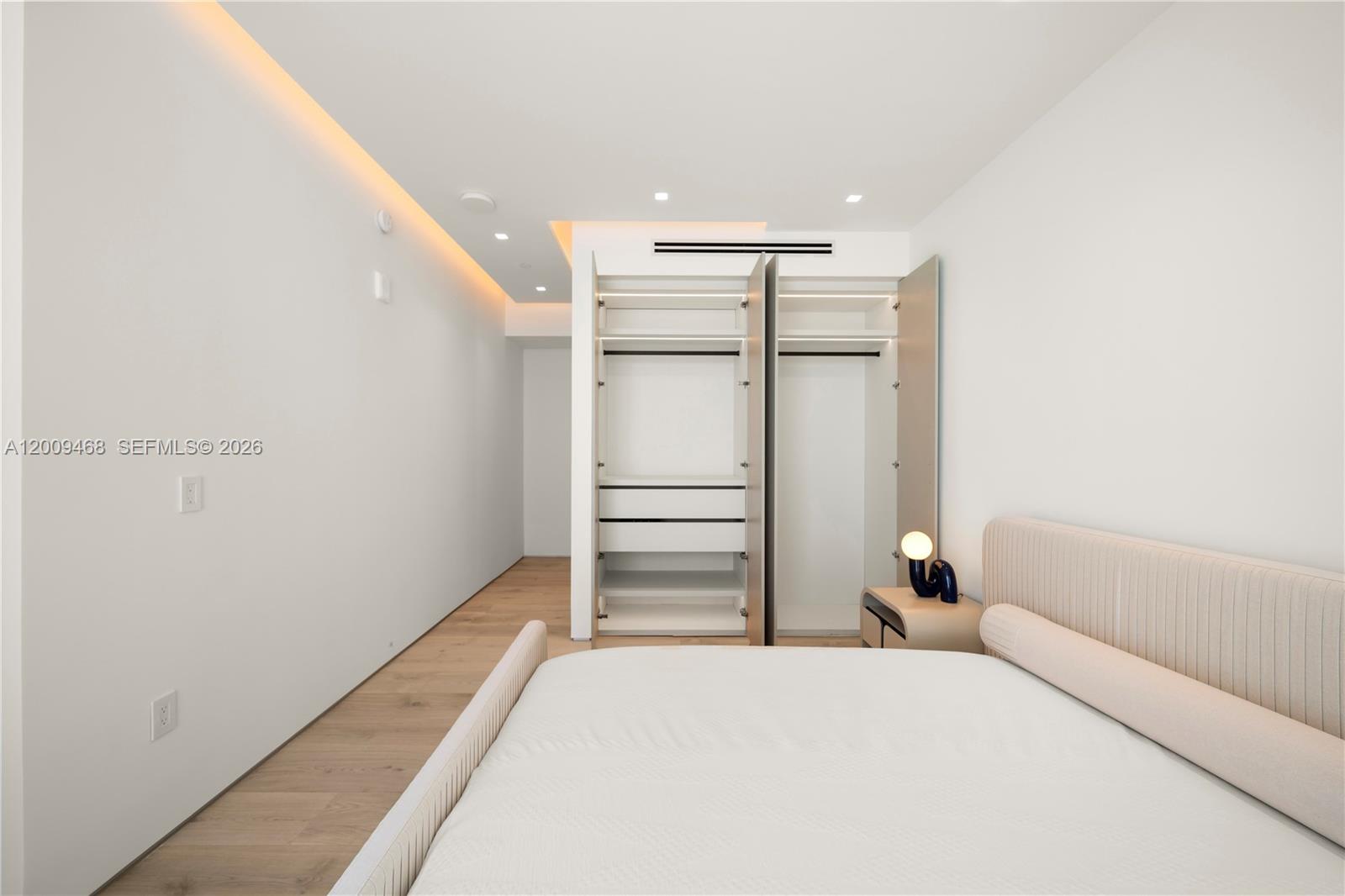1206 3 / 4 2508 sq. ft. $ 2026-04-28 0 Photo