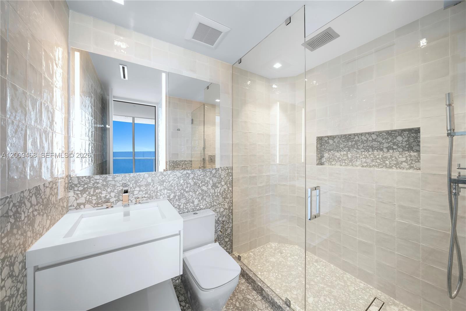 1206 3 / 4 2508 sq. ft. $ 2026-04-28 0 Photo