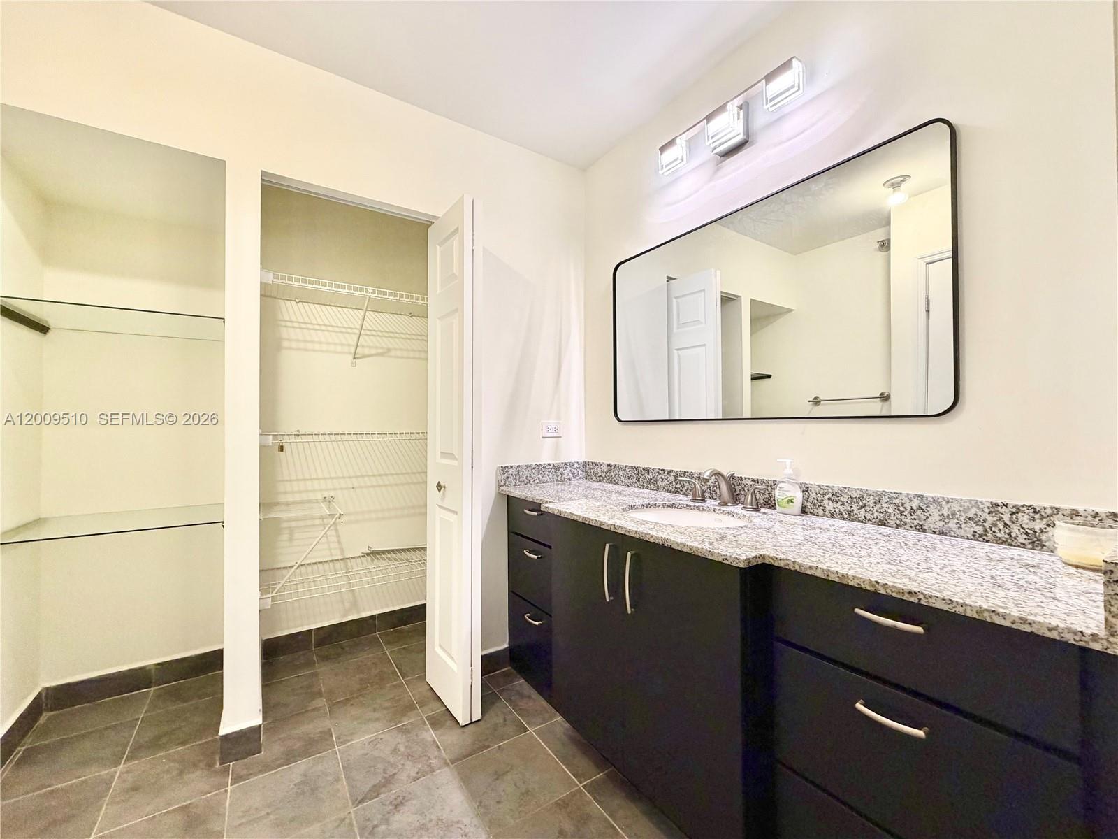Photo of 20515 Country Club Dr  #1642, Aventura, Florida, 33180 - 