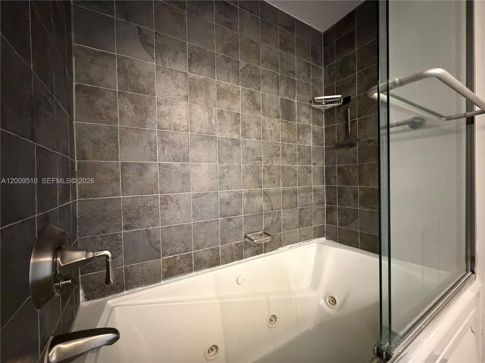 Photo of 20515 Country Club Dr  #1642, Aventura, Florida, 33180 - 