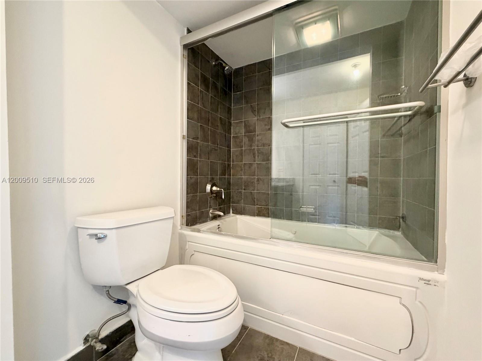 Photo of 20515 Country Club Dr  #1642, Aventura, Florida, 33180 - 