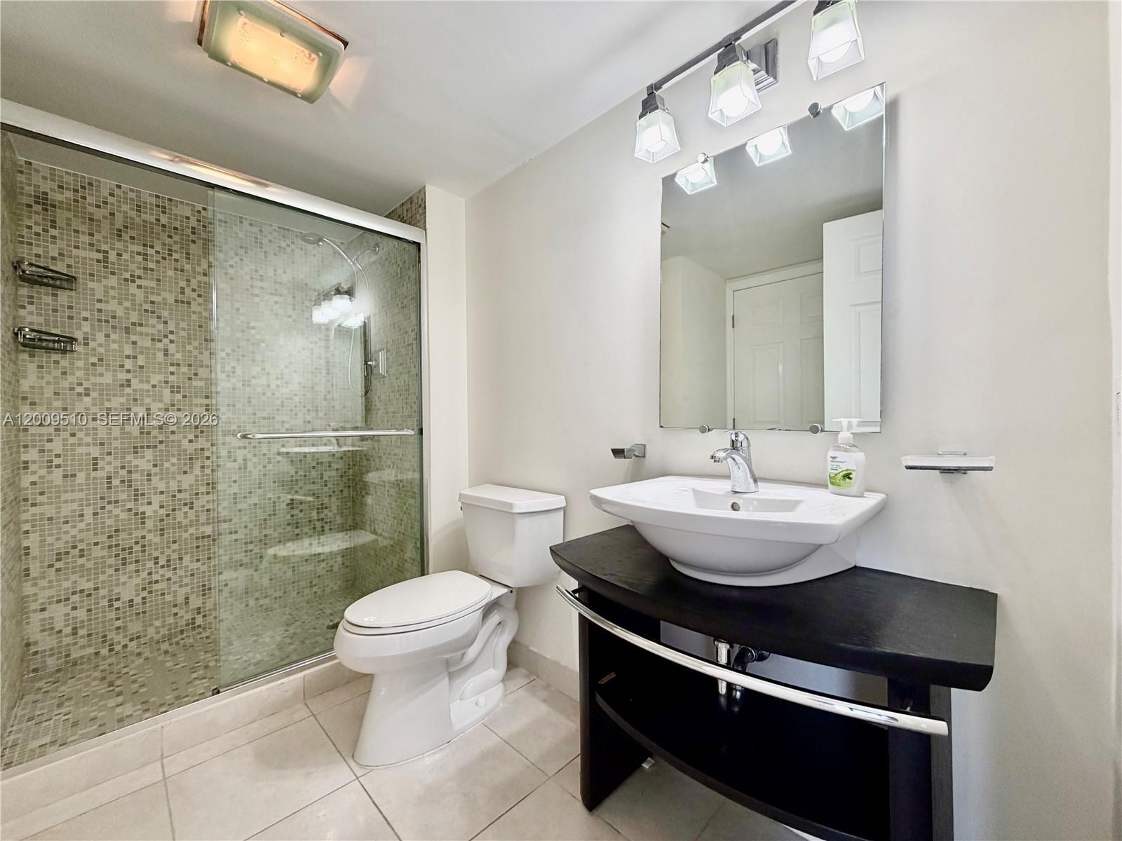 Photo of 20515 Country Club Dr  #1642, Aventura, Florida, 33180 - 