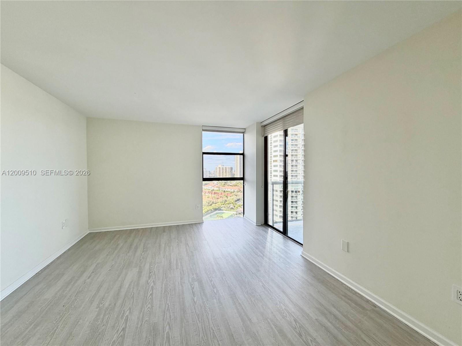 Photo of 20515 Country Club Dr  #1642, Aventura, Florida, 33180 - 