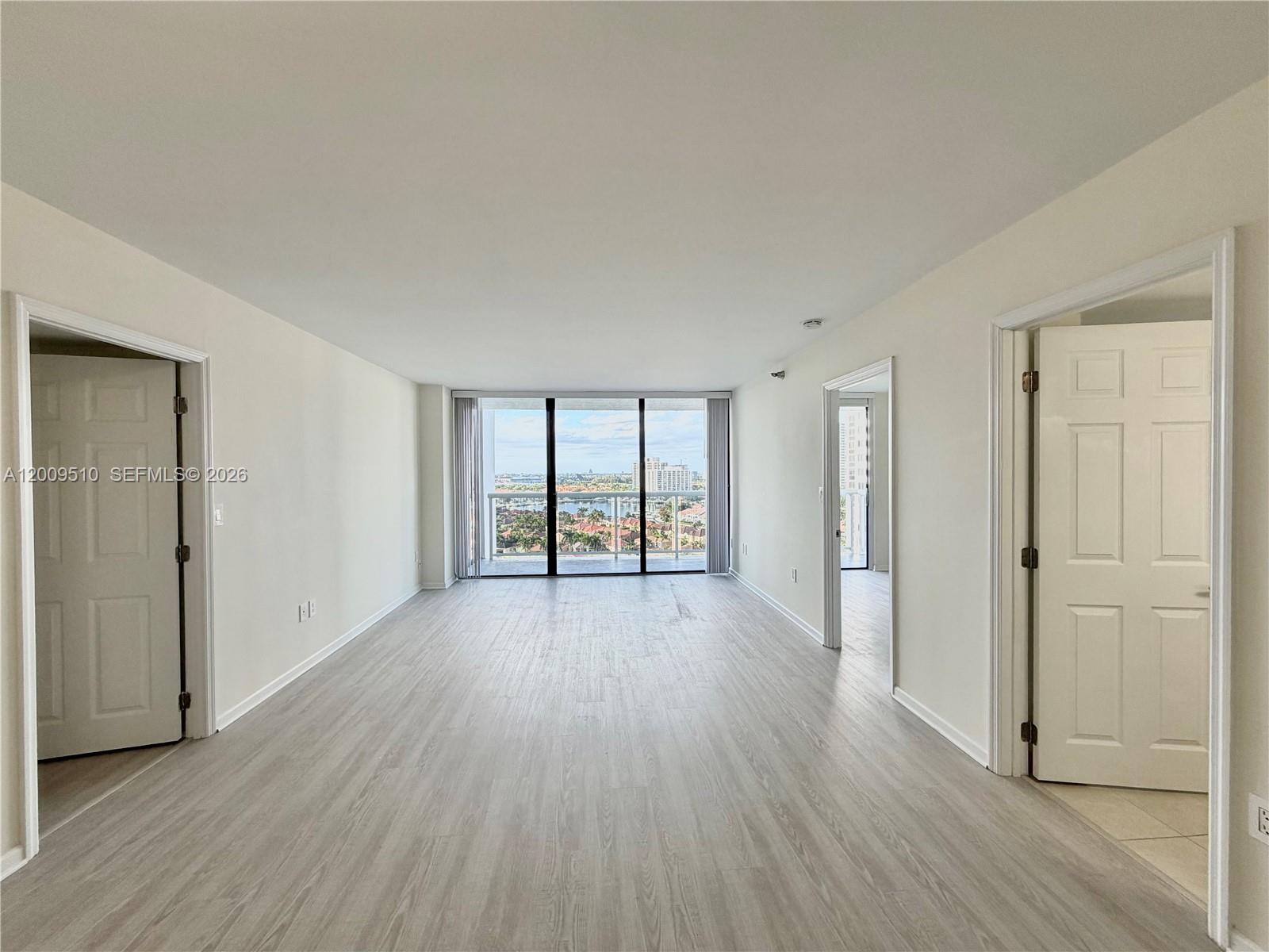 Photo of 20515 Country Club Dr  #1642, Aventura, Florida, 33180 - 