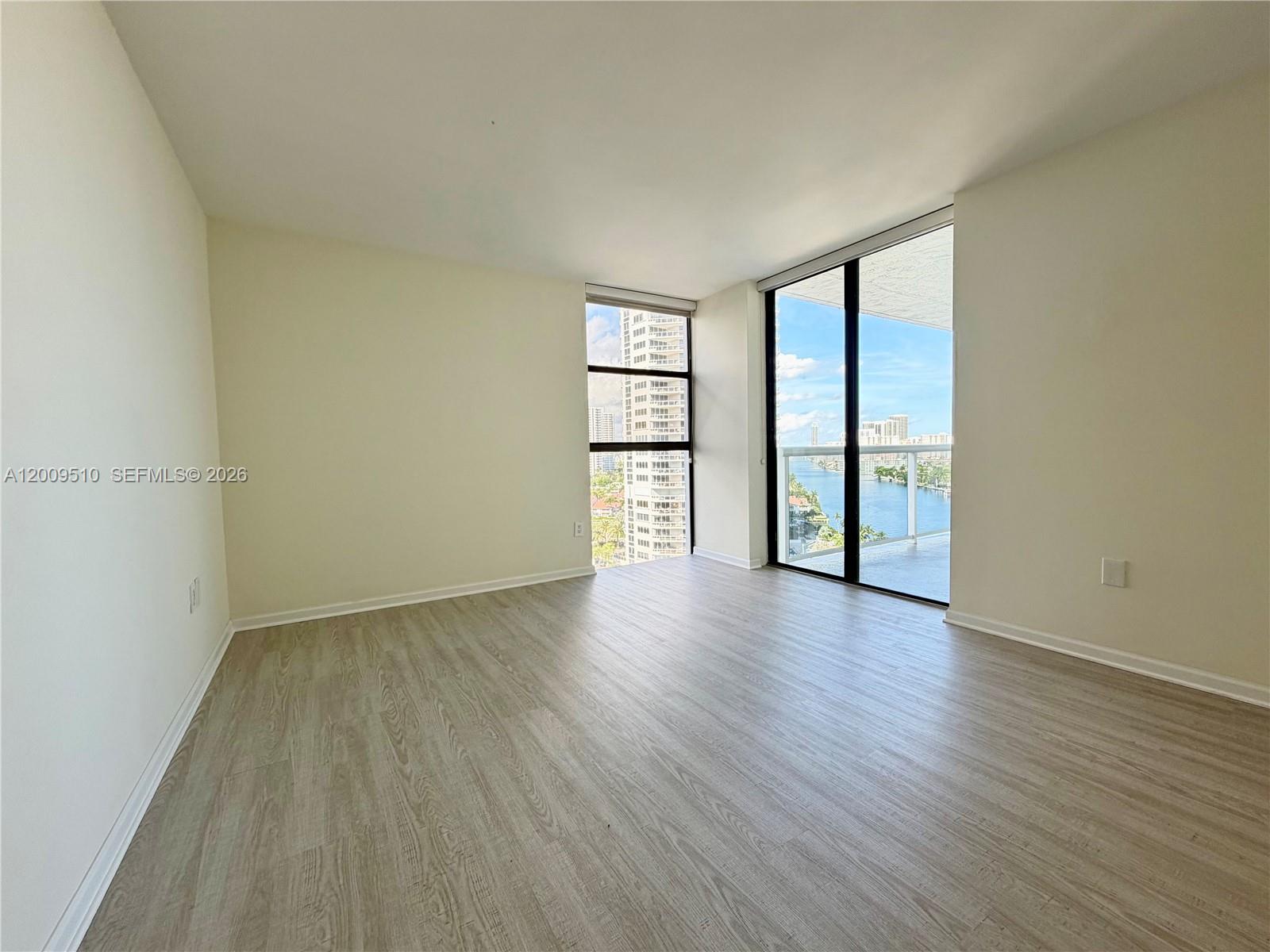 Photo of 20515 Country Club Dr  #1642, Aventura, Florida, 33180 - 