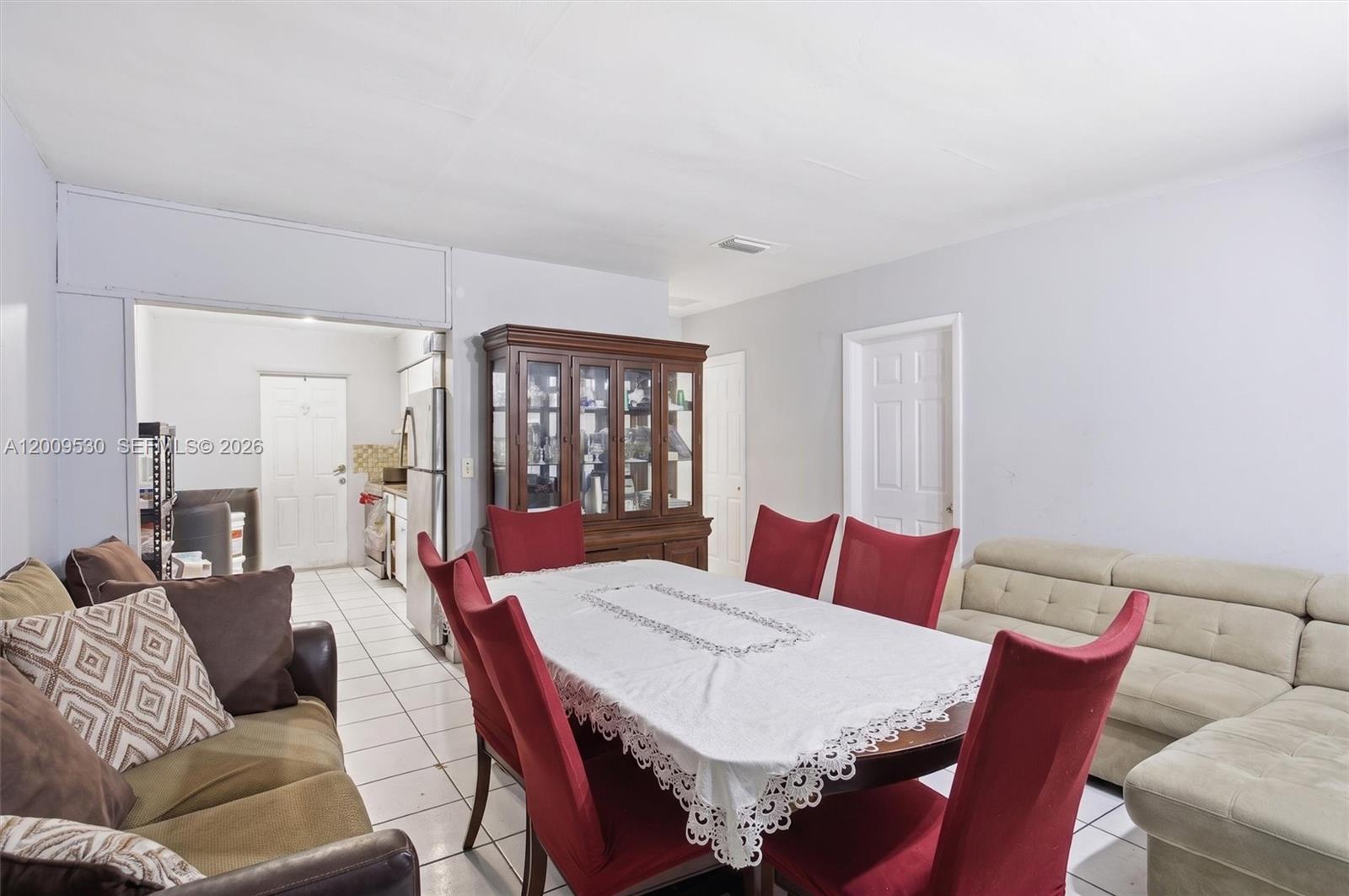 See details / 2956 sq. ft. $ 2026-04-29 0 Photo