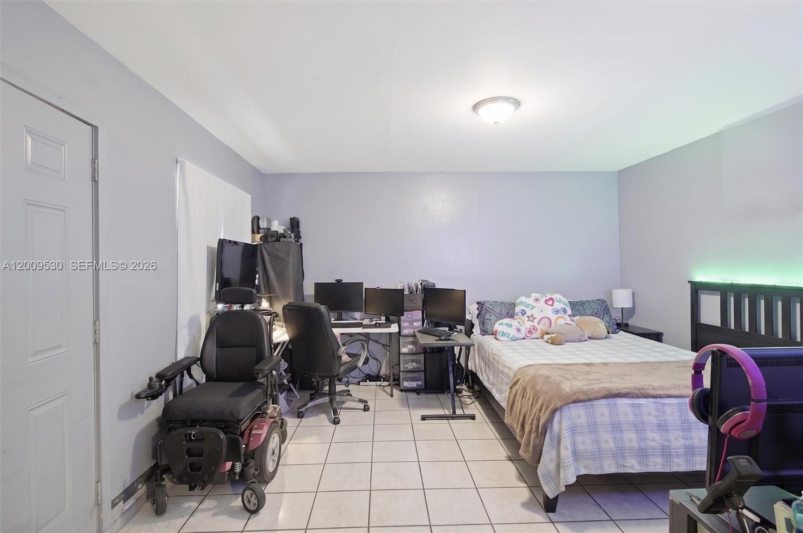 See details / 2956 sq. ft. $ 2026-04-29 0 Photo