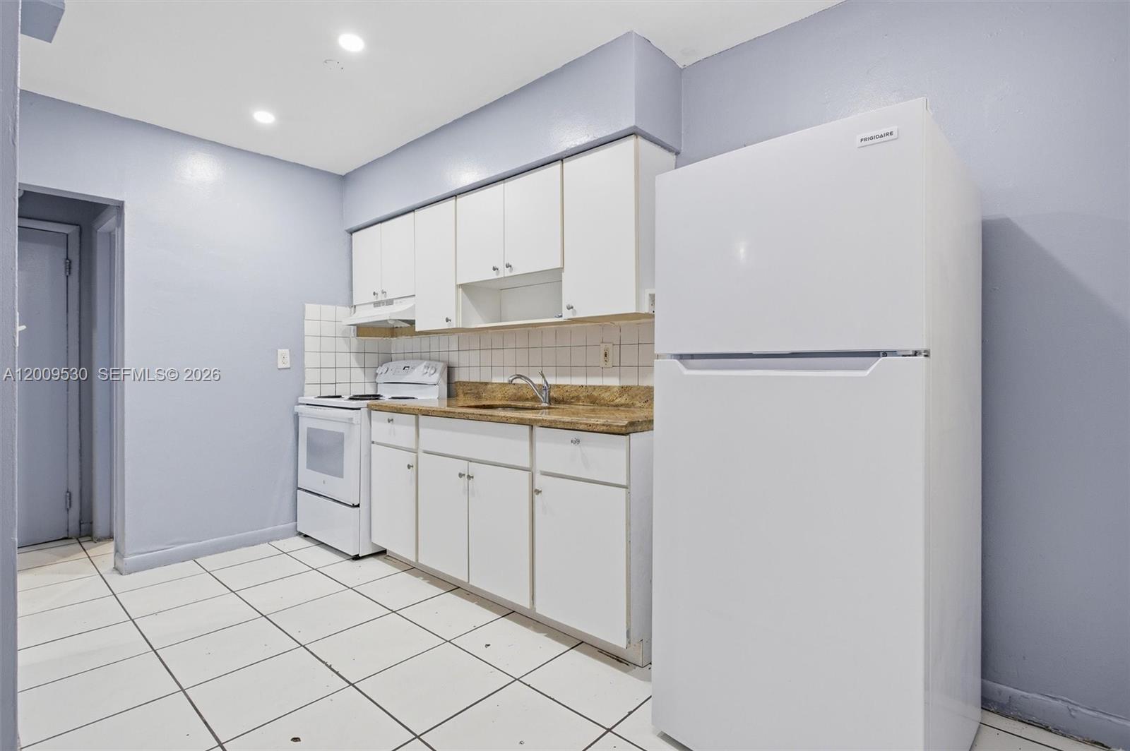 See details / 2956 sq. ft. $ 2026-04-29 0 Photo