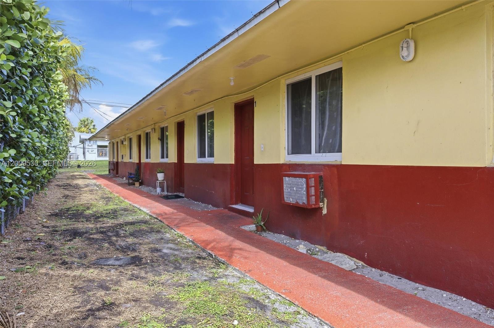 See details / 2956 sq. ft. $ 2026-04-29 0 Photo