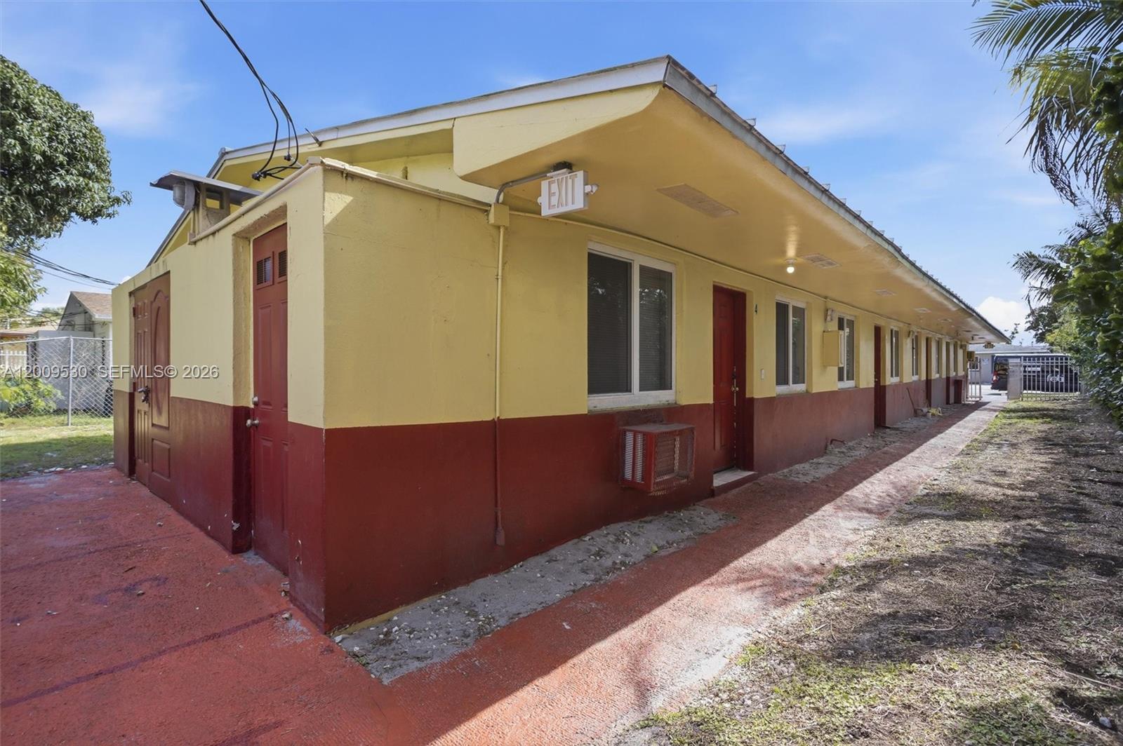 See details / 2956 sq. ft. $ 2026-04-29 0 Photo
