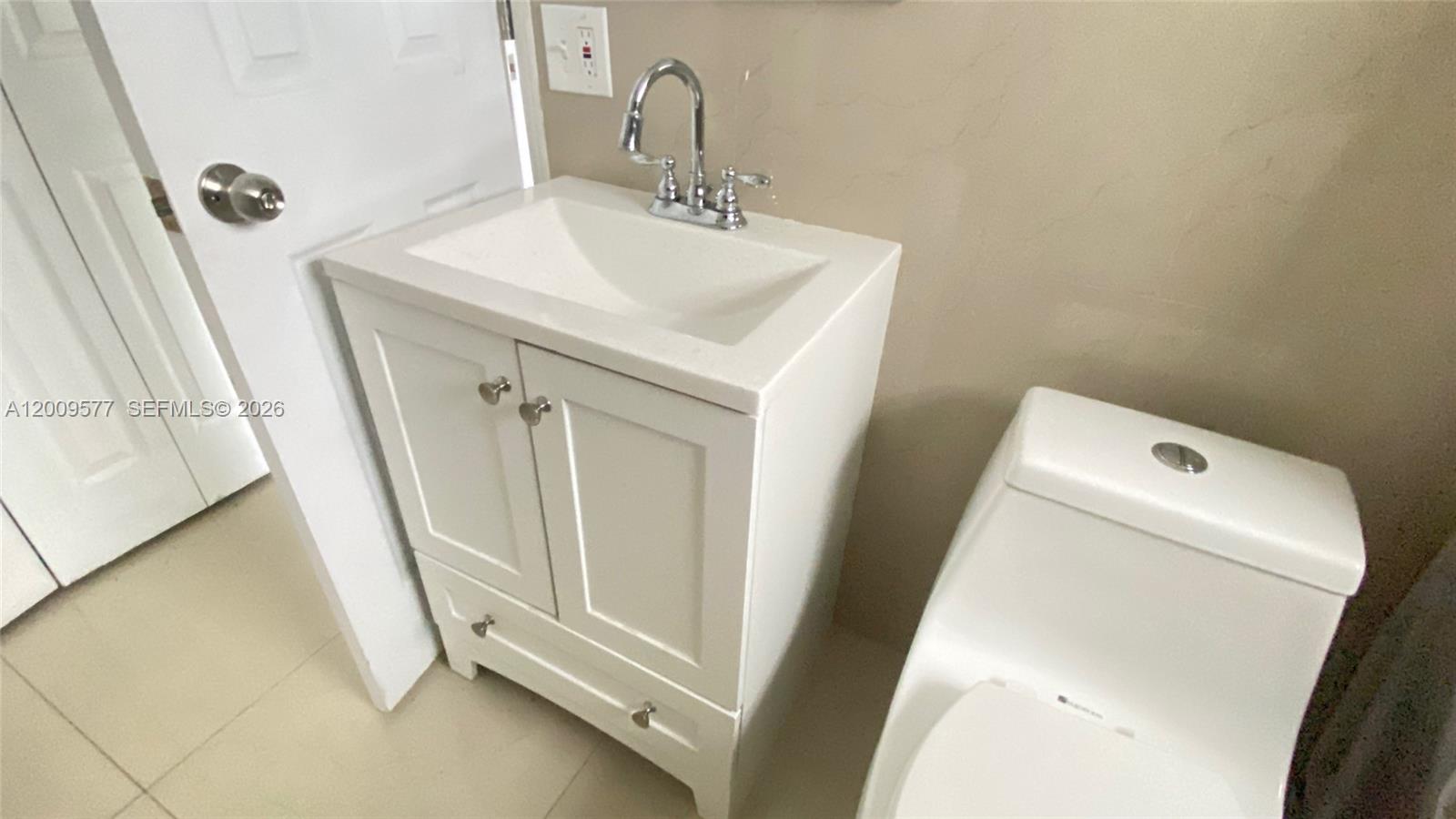   /  2465 sq. ft. $ 2026-04-29 0 Photo