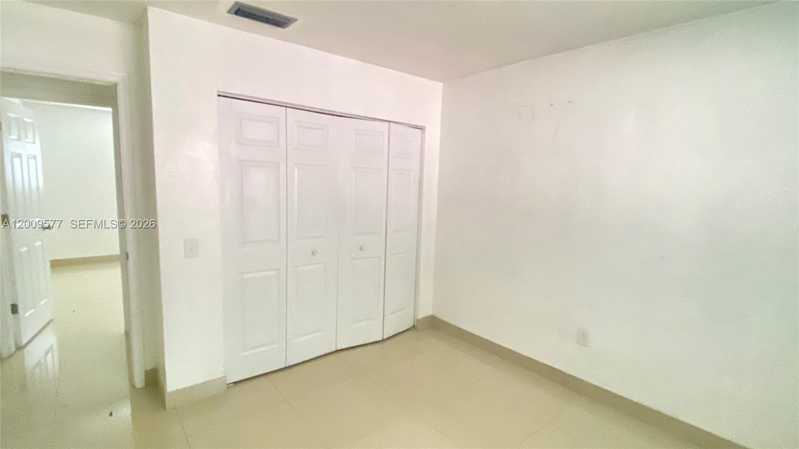   /  2465 sq. ft. $ 2026-04-29 0 Photo