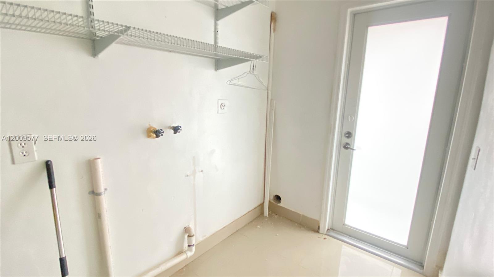   /  2465 sq. ft. $ 2026-04-29 0 Photo