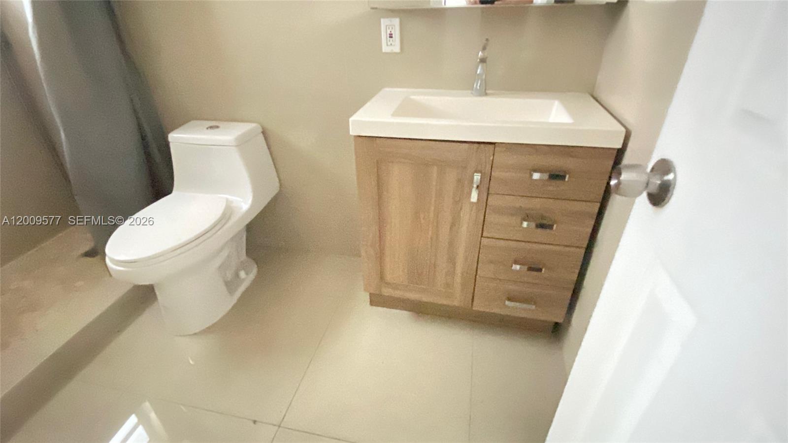   /  2465 sq. ft. $ 2026-04-29 0 Photo