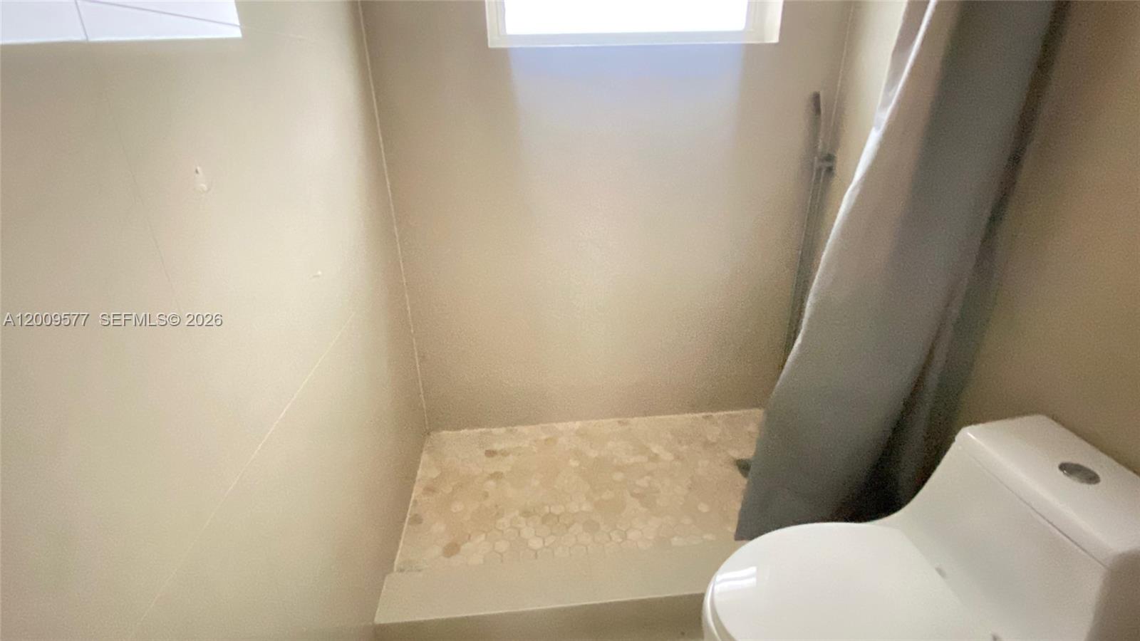   /  2465 sq. ft. $ 2026-04-29 0 Photo