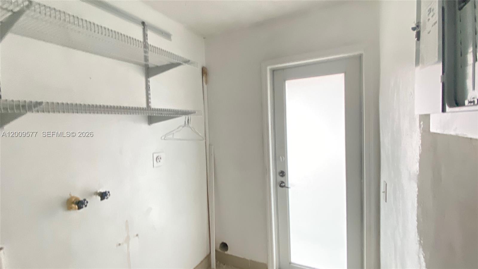   /  2465 sq. ft. $ 2026-04-29 0 Photo
