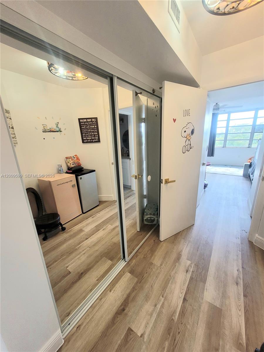 611-2 2 / 2 1315 sq. ft. $ 2026-05-15 0 Photo