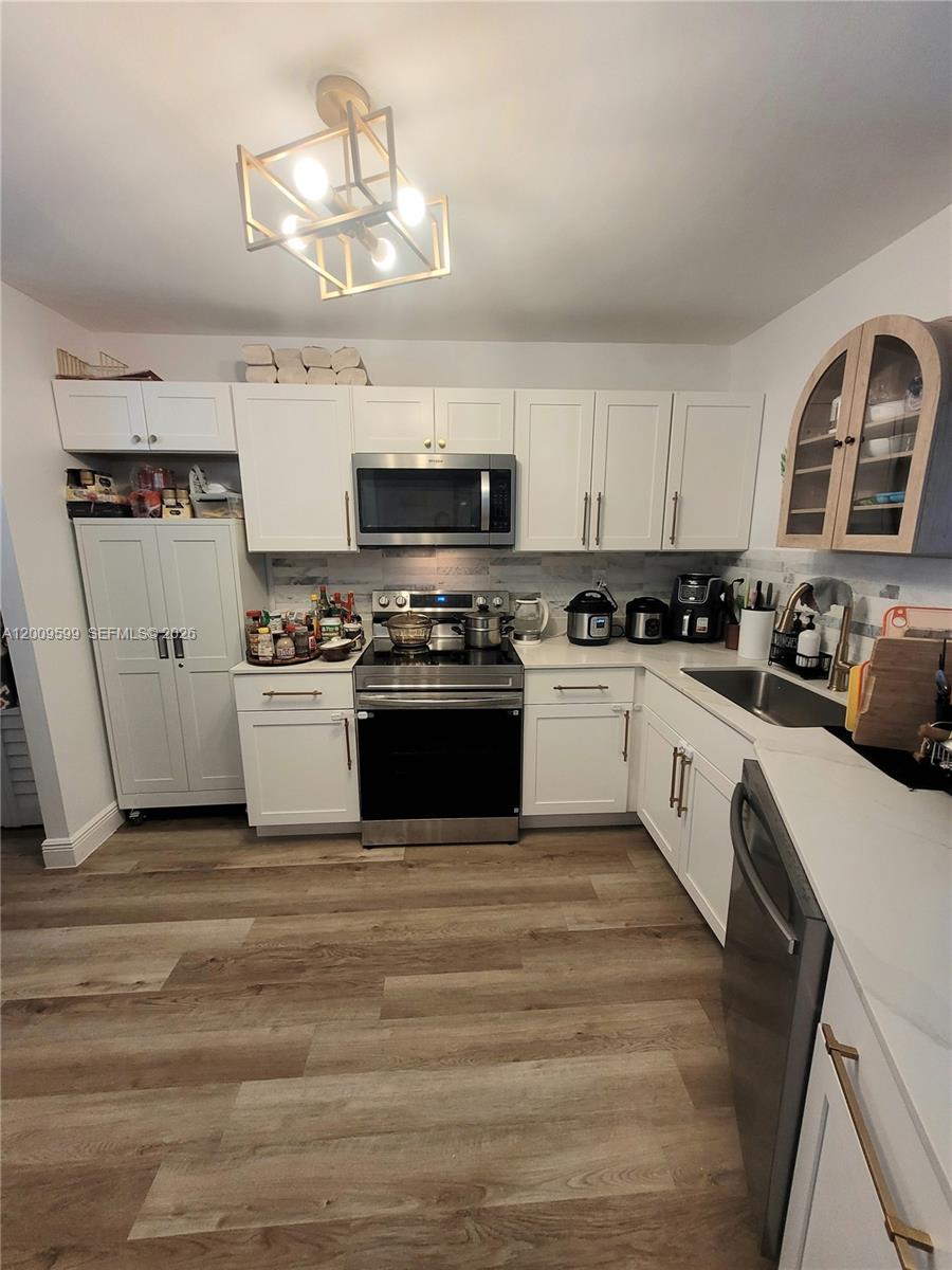 611-2 2 / 2 1315 sq. ft. $ 2026-05-15 0 Photo