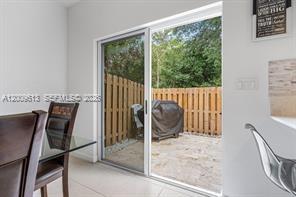 Ver detalles 2781 3 / 3 1426 sq. ft. $ 2026-05-06 0 foto