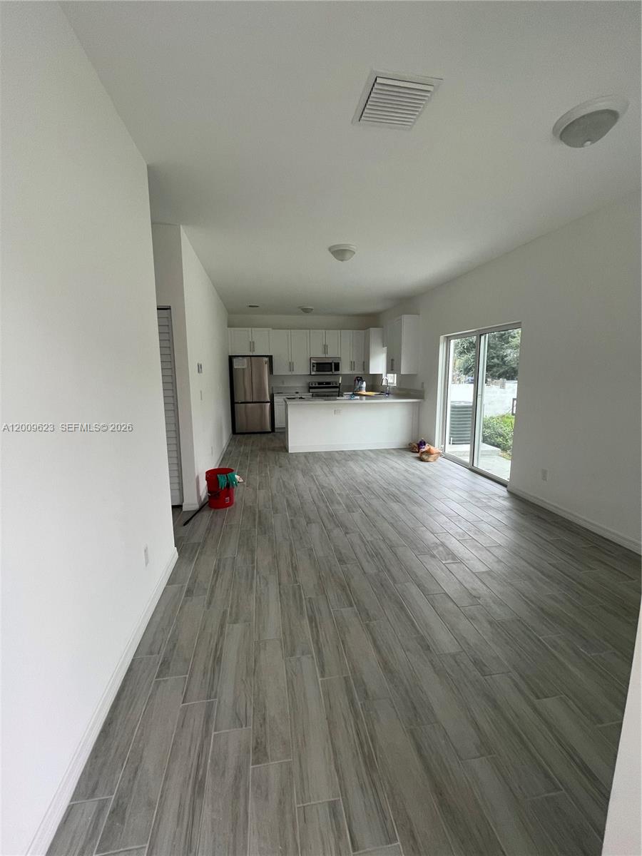   /   sq. ft. $ 2026-04-29 0 Photo
