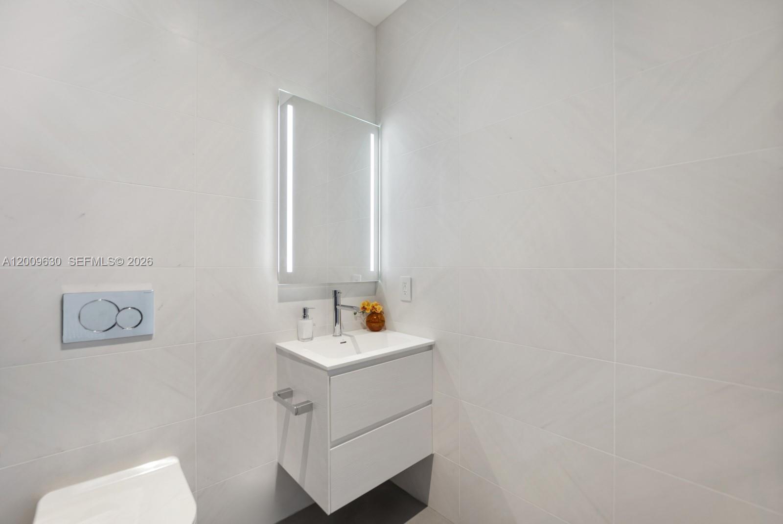 PH1 5 / 7 5832 sq. ft. $ 2026-04-29 0 Photo