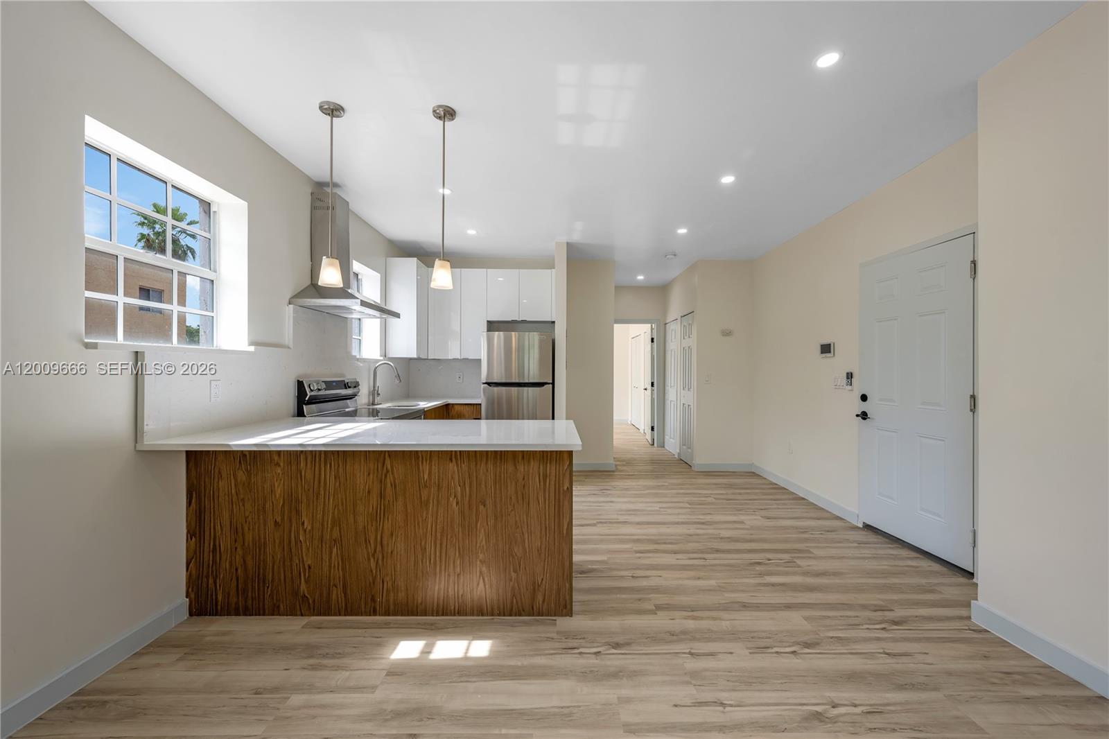 See details / 4948 sq. ft. $ 2026-04-29 0 Photo