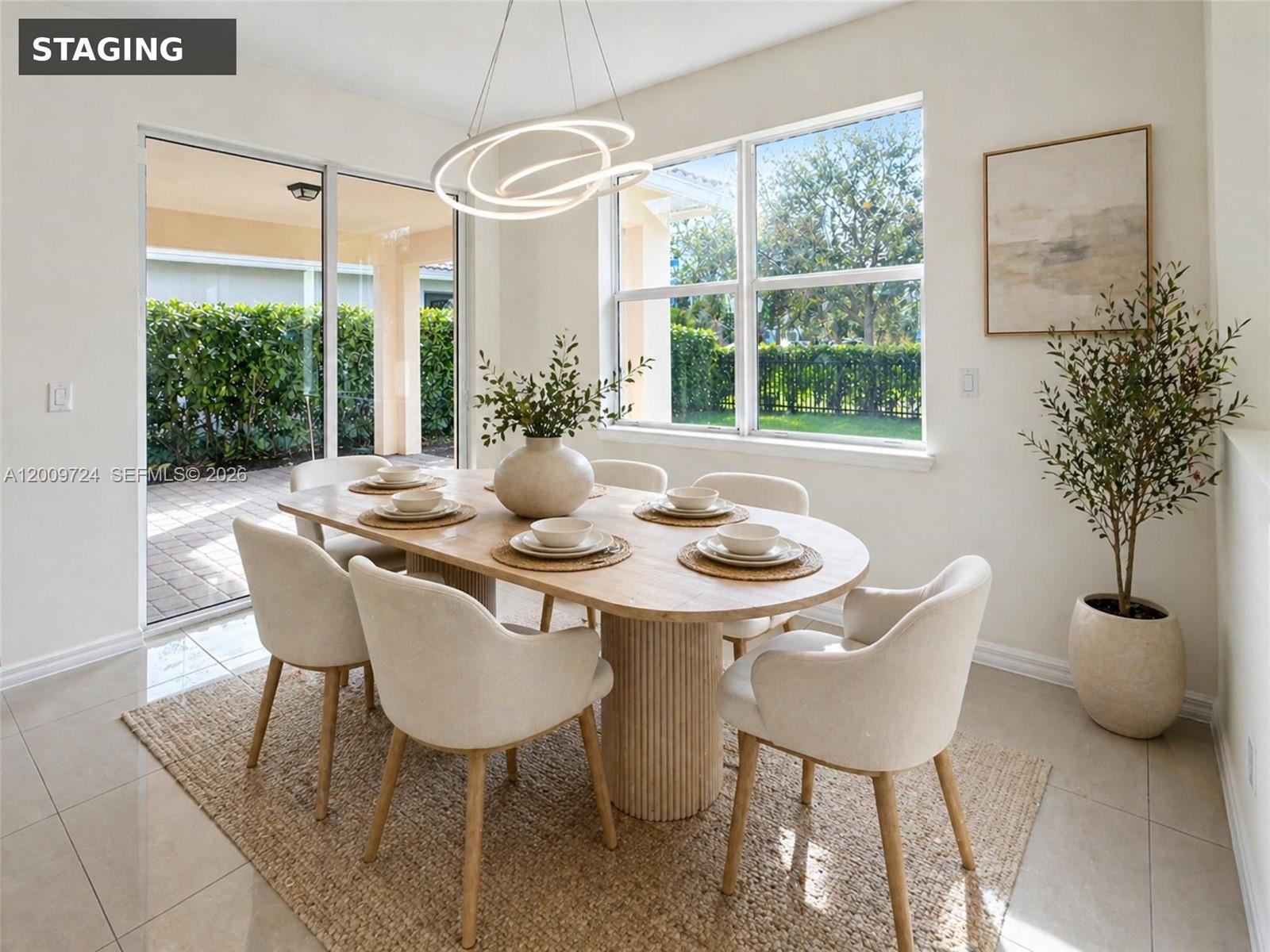 See details 4352 5 / 4 2501 sq. ft. $ 2026-04-29 0 Photo