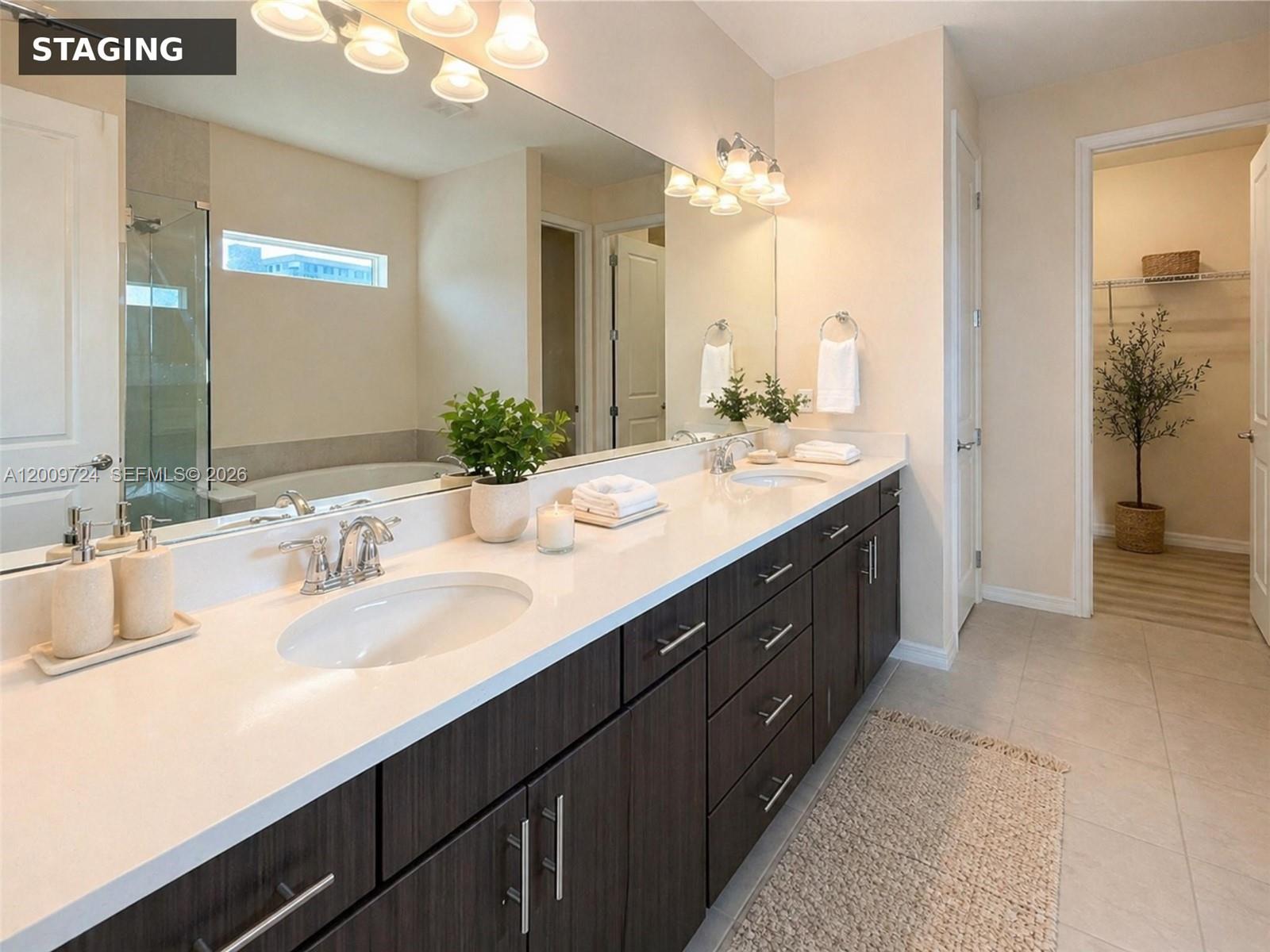 See details 4352 5 / 4 2501 sq. ft. $ 2026-04-29 0 Photo