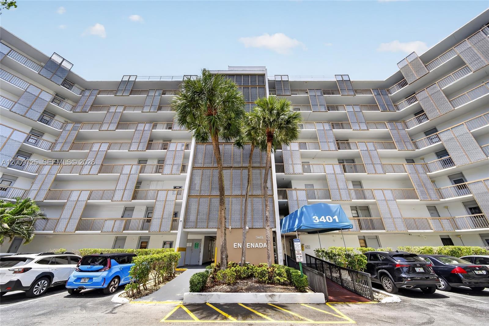 Photo of 3401 Country Club Dr #812, Aventura, Florida, 33180 -